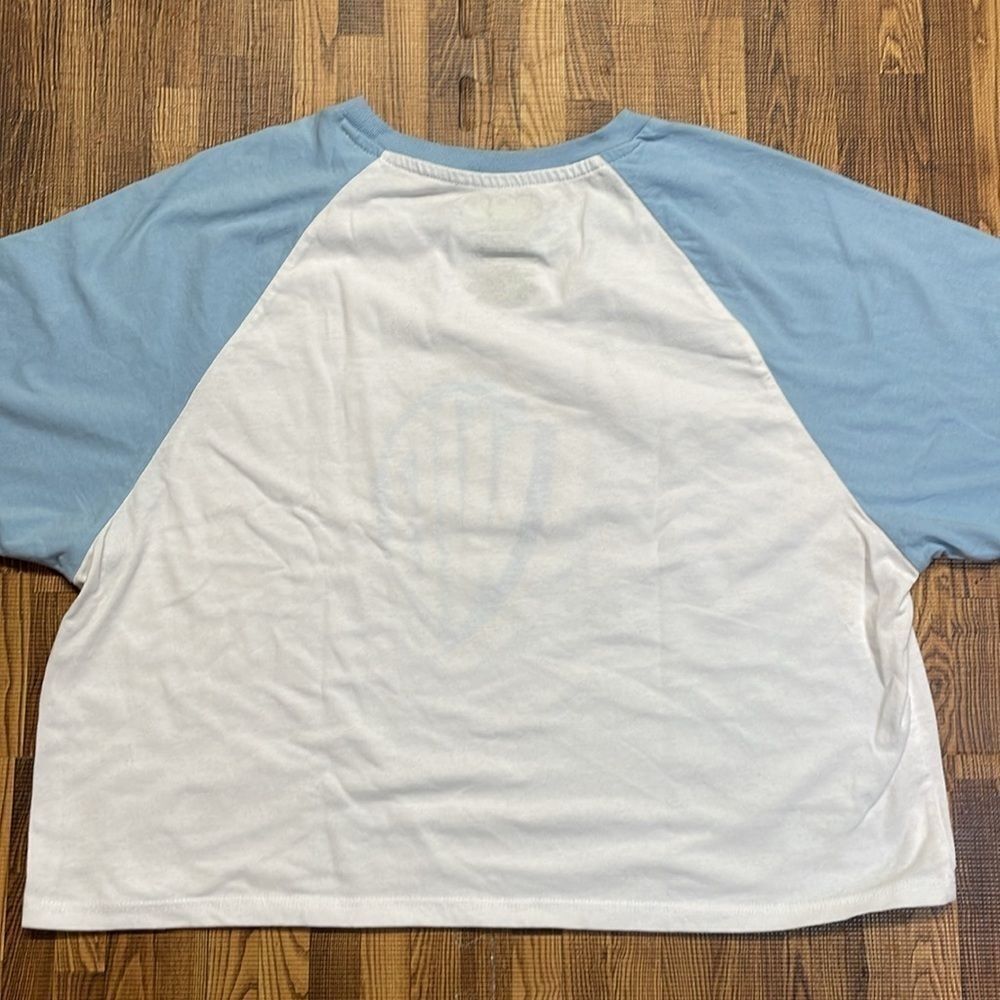 Warner Bros. 100th celebration Bugs Bunny oversize crop woman’s T-shirt size M - Picture 9 of 9